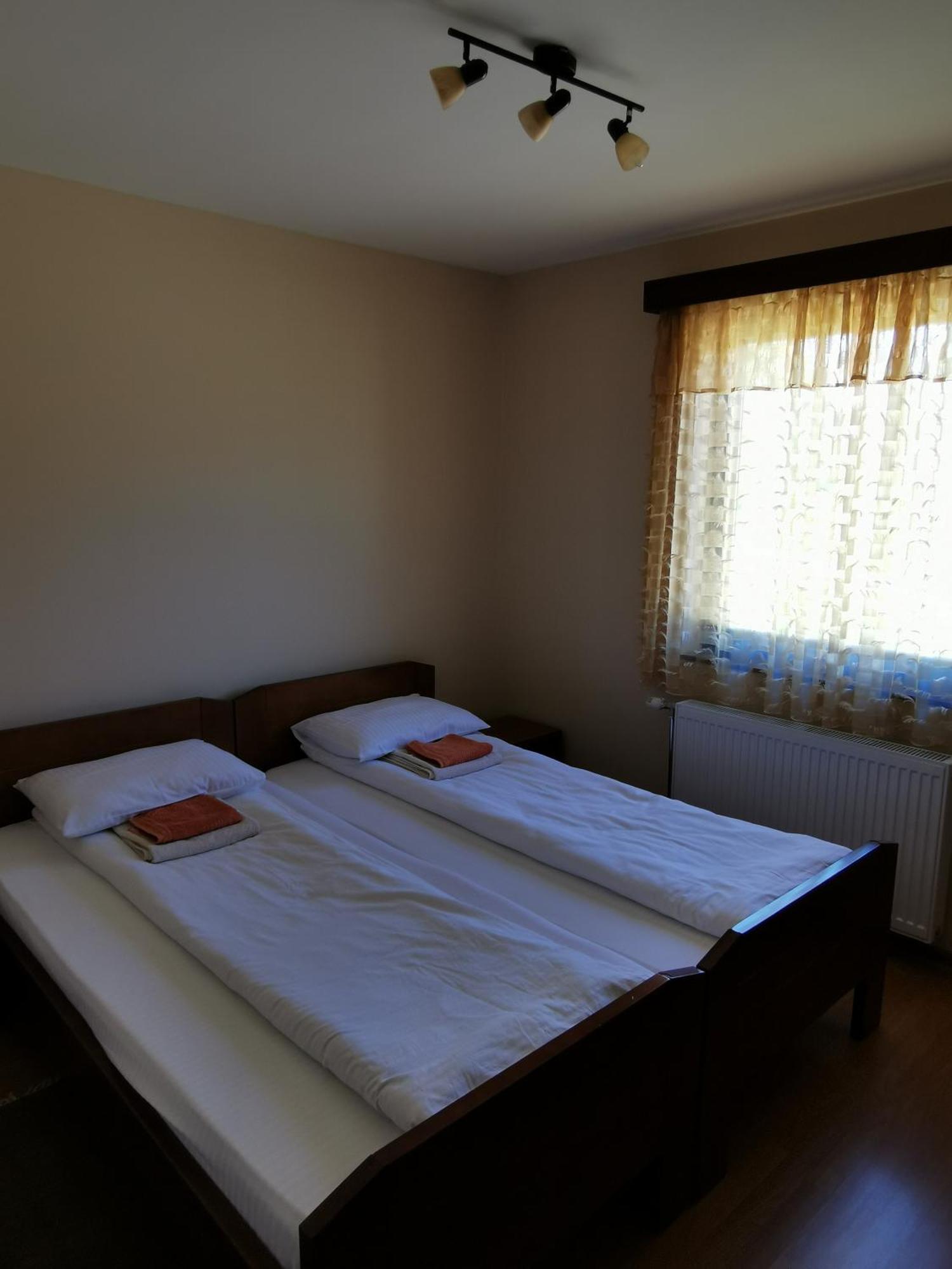 Apartmani Suncani Breg Tara Mitrovac Bilik gambar