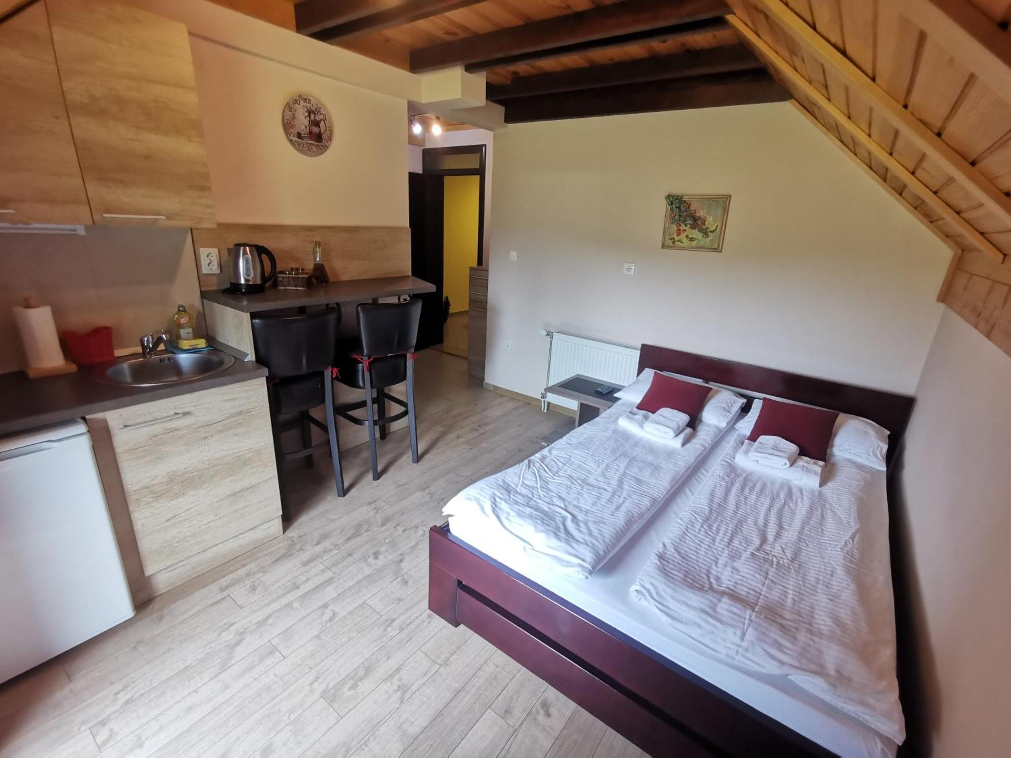 Apartmani Suncani Breg Tara Mitrovac Bilik gambar